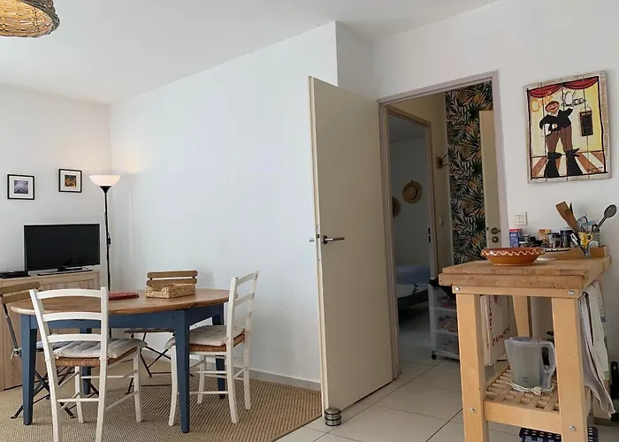 Calme Avec Terrasse à - Parking - Climatisation - Fr-1-604-34 Apartamento